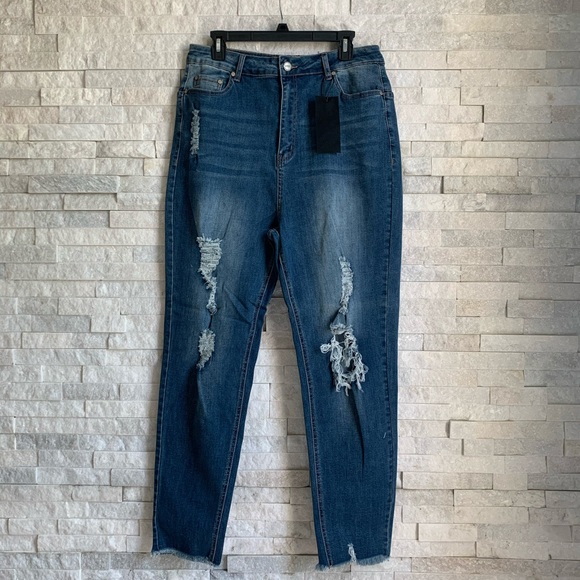 Plus Size Distressed High Rise Jeans - Picture 3 of 5
